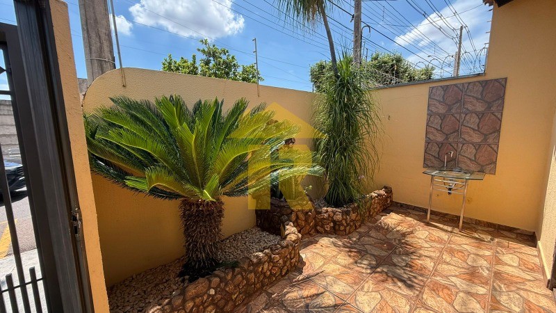 Casa com 3 quartos à venda, 172m² — foto 10 de 38