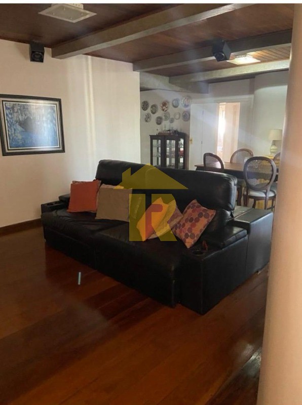 Apartamento com 3 quartos à venda, 175m² — foto 1 de 34