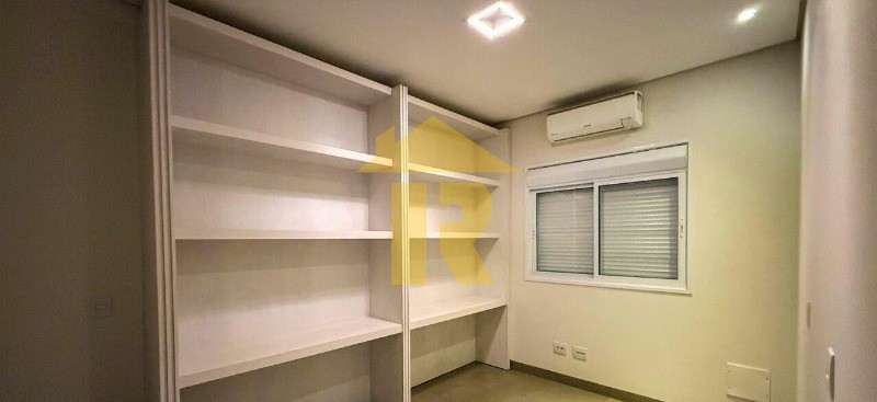 Casa de Condomínio com 4 quartos para aluguel, 318m² — foto 8 de 22