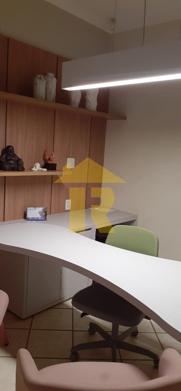 Conjunto Comercial / Sala  para aluguel, 6m² — foto 1 de 21