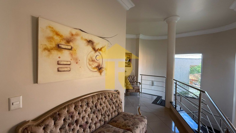 Casa de Condomínio com 3 quartos à venda, 300m² — foto 10 de 44
