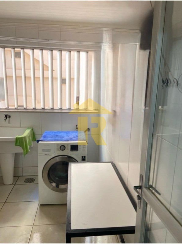 Apartamento com 3 quartos à venda, 175m² — foto 16 de 34
