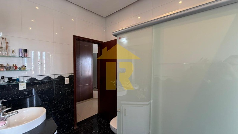 Casa de Condomínio com 3 quartos à venda, 300m² — foto 20 de 44