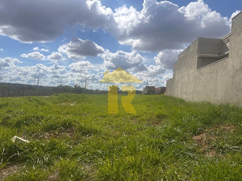 Terreno / Lote / Condomínio  à venda, 300m² — foto 7 de 27