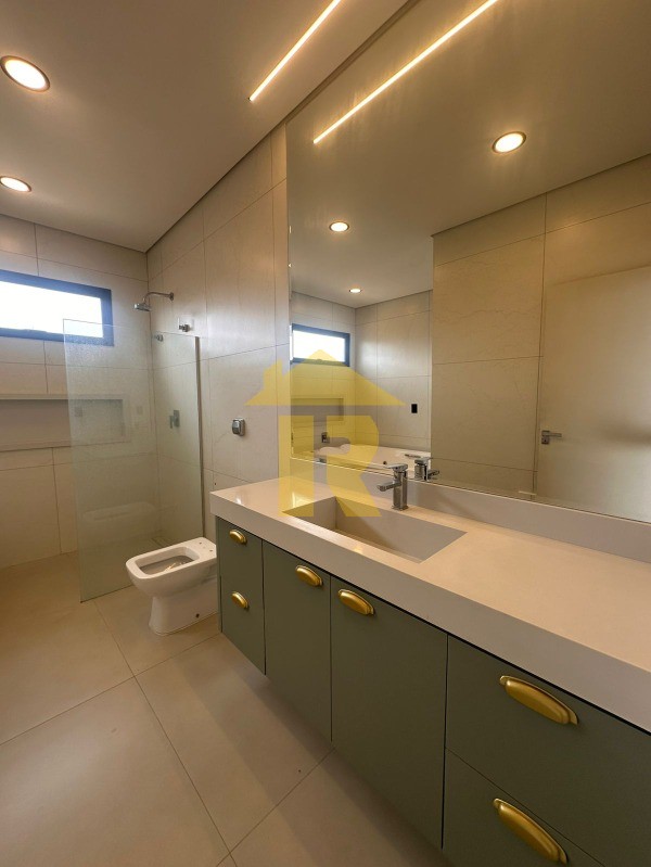 Casa de Condomínio com 3 quartos à venda, 250m² — foto 29 de 41