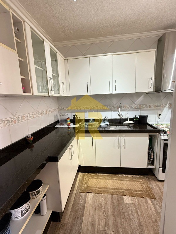 Casa de Condomínio com 3 quartos à venda, 140m² — foto 9 de 24