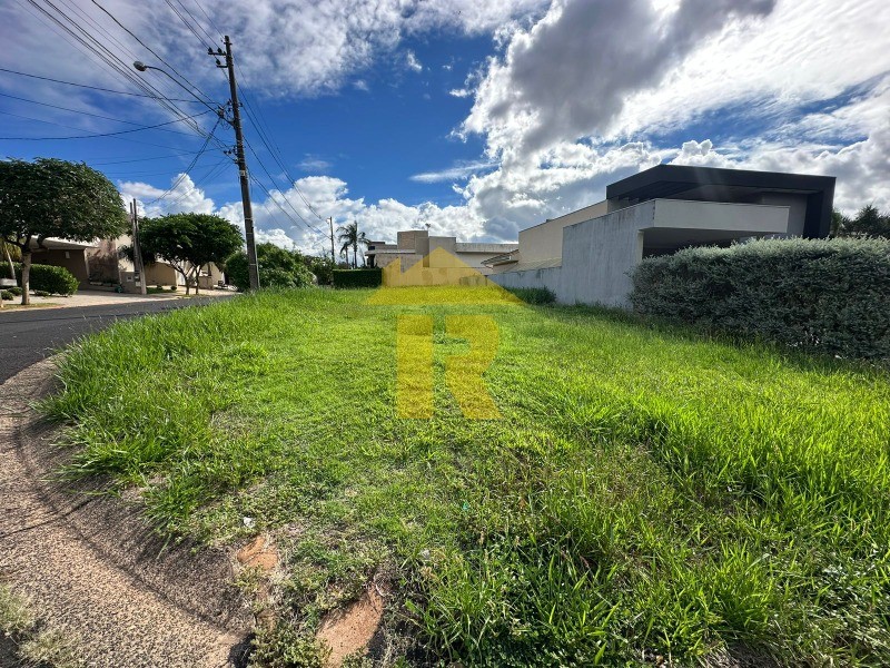Terreno / Lote / Condomínio  à venda, 394m² — foto 2 de 20