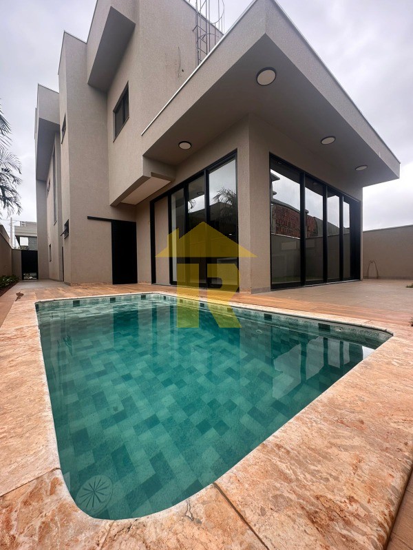 Casa de Condomínio com 3 quartos à venda, 250m² — foto 19 de 41