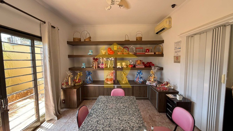 Casa com 3 quartos à venda, 172m² — foto 13 de 38