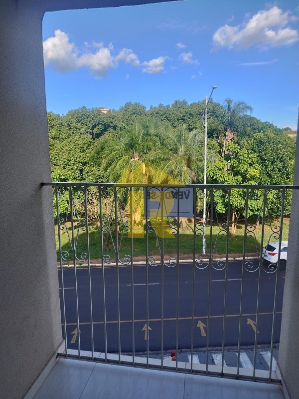 Apartamento com 2 quartos à venda, 75m² — foto 4 de 31