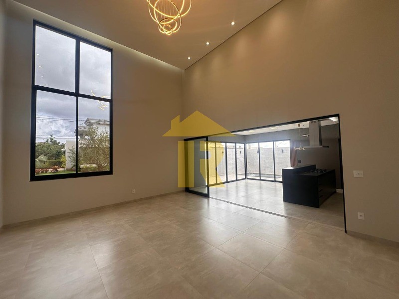 Casa de Condomínio com 3 quartos à venda, 240m² — foto 12 de 39