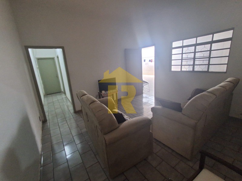 Casa com 2 quartos à venda, 187m² — foto 24 de 40