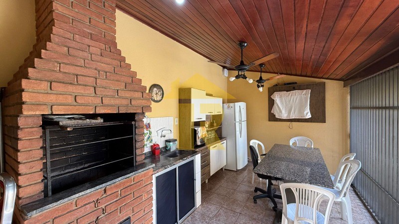 Casa com 3 quartos à venda, 172m² — foto 22 de 38