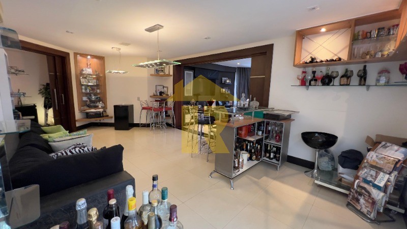 Casa de Condomínio com 5 quartos à venda, 515m² — foto 15 de 44