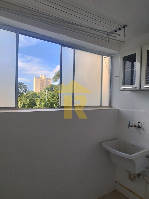 Apartamento com 2 quartos à venda, 75m² — foto 17 de 31