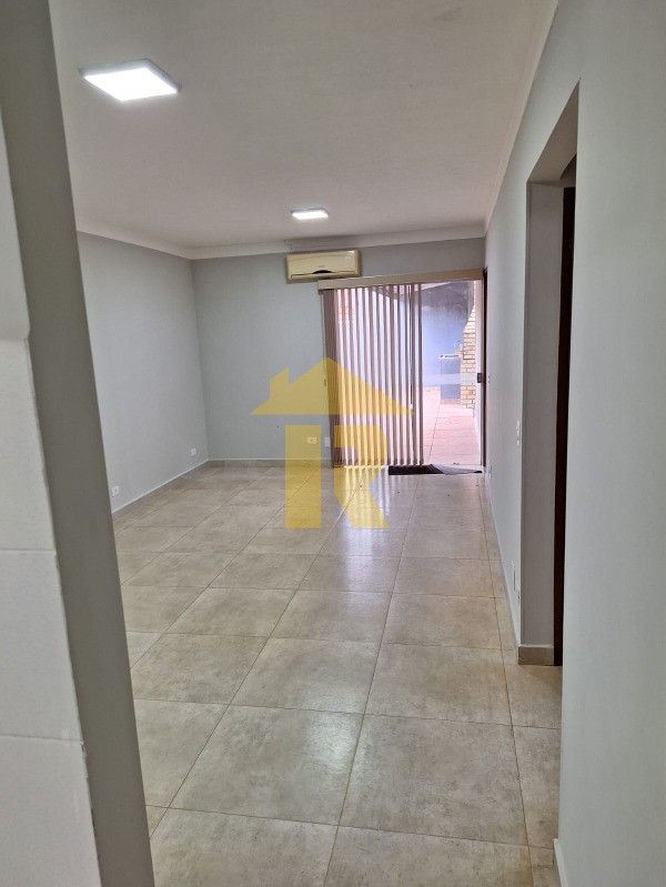 Casa de Condomínio com 3 quartos à venda, 140m² — foto 6 de 24