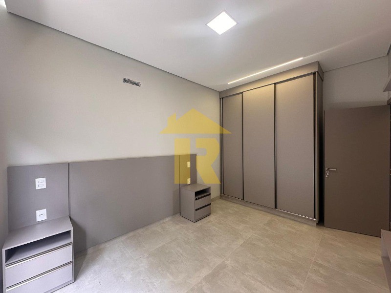 Casa de Condomínio com 3 quartos à venda, 240m² — foto 26 de 39