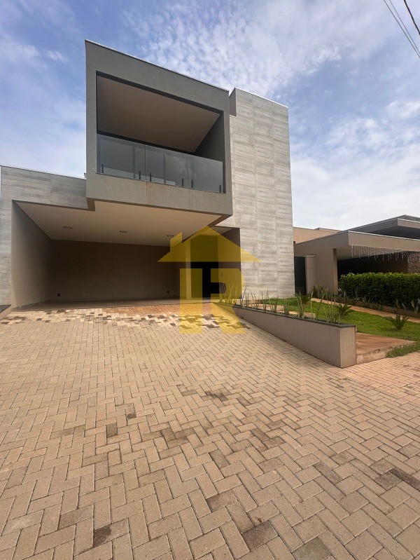 Casa de Condomínio com 3 quartos à venda, 250m² — foto 4 de 41