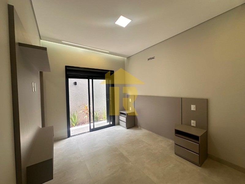 Casa de Condomínio com 3 quartos à venda, 240m² — foto 27 de 39