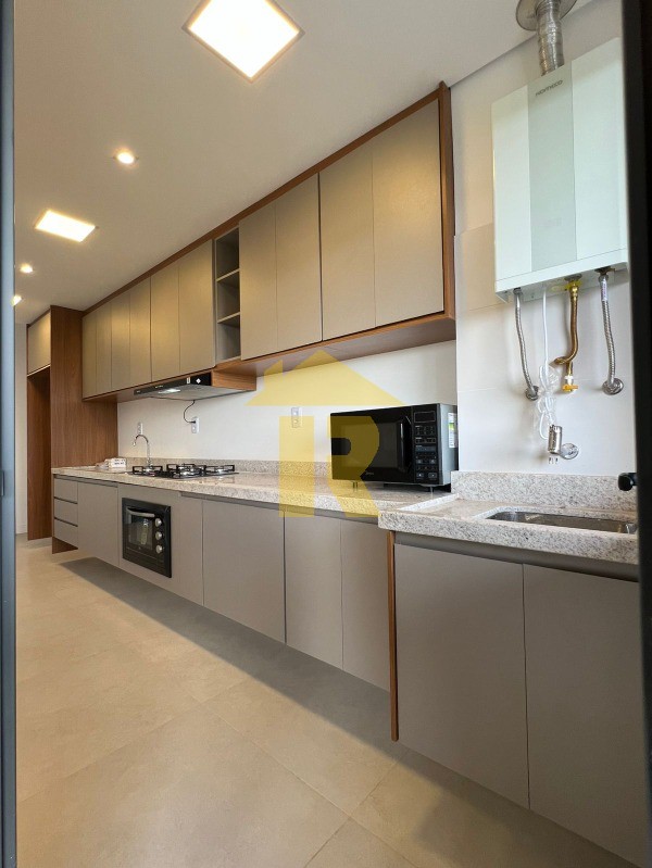 Apartamento com 3 quartos para aluguel, 92m² — foto 3 de 27