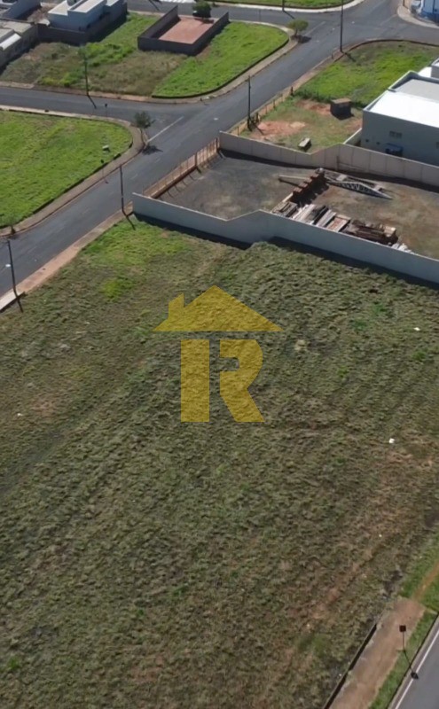 Terreno / Lote / Condomínio  à venda, 720m² — foto 6 de 12