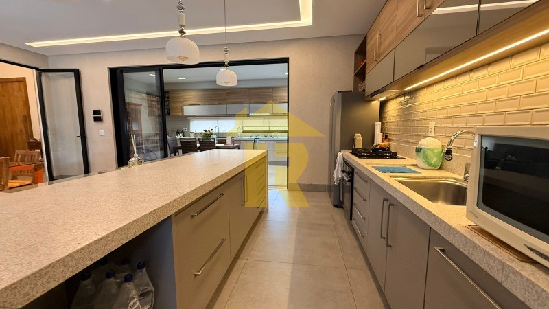 Casa com 3 quartos à venda, 471m² — foto 23 de 68