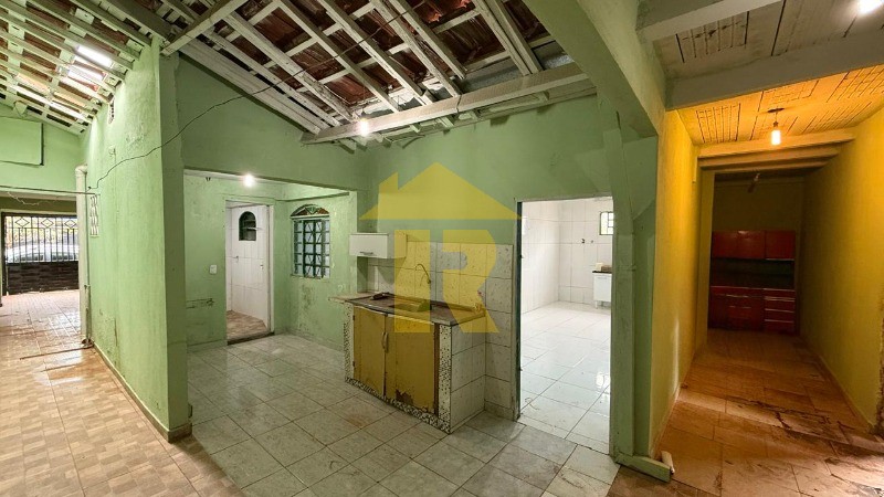 Casa com 3 quartos à venda, 200m² — foto 5 de 28