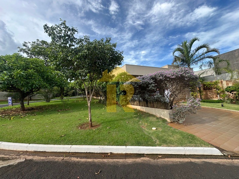 Casa de Condomínio com 3 quartos à venda, 220m² — foto 5 de 48