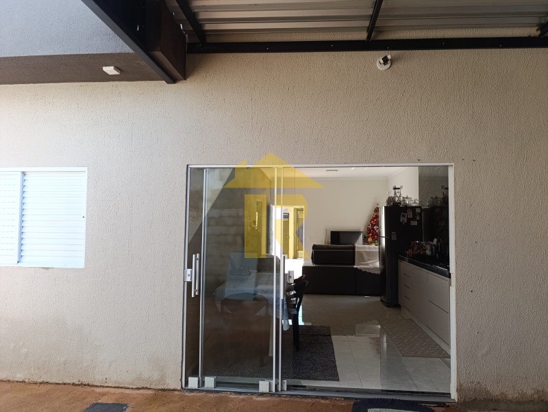 Casa com 3 quartos à venda, 130m² — foto 8 de 21