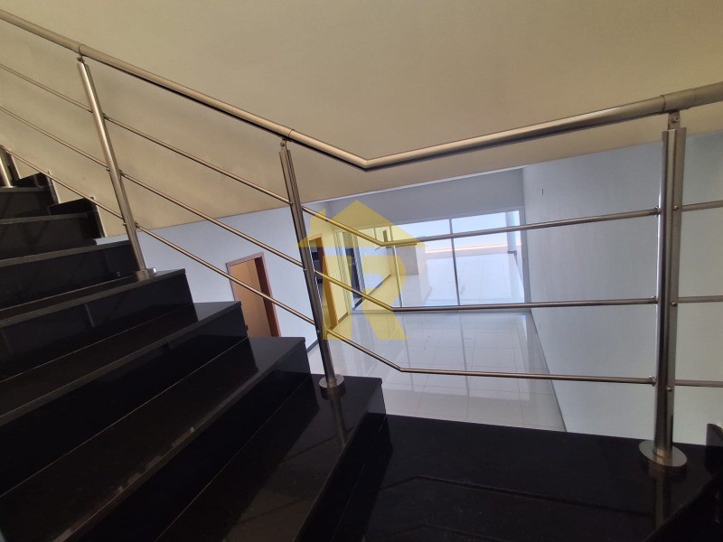 Casa de Condomínio com 3 quartos à venda e aluguel, 235m² — foto 10 de 48