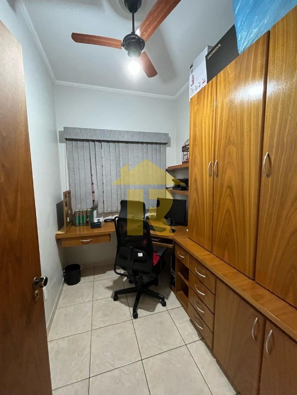 Casa com 3 quartos à venda, 240m² — foto 5 de 22