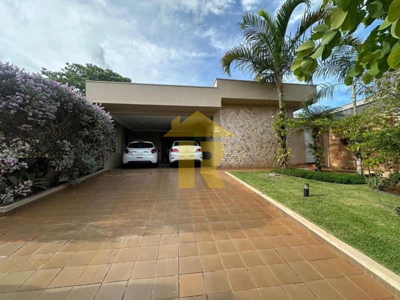 Casa de Condomínio com 3 quartos à venda, 220m² — foto 3 de 48
