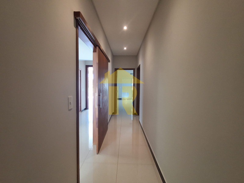 Casa de Condomínio com 3 quartos à venda e aluguel, 235m² — foto 25 de 48