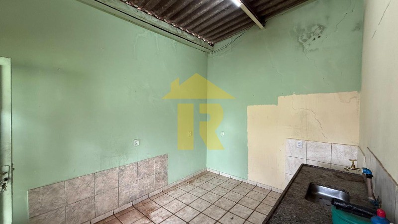 Casa com 3 quartos à venda, 200m² — foto 25 de 28
