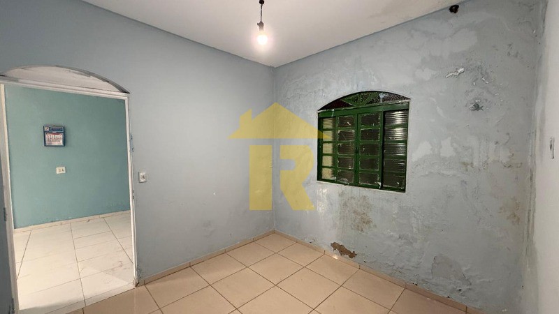 Casa com 3 quartos à venda, 200m² — foto 14 de 28