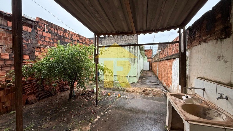Casa com 3 quartos à venda, 200m² — foto 19 de 28