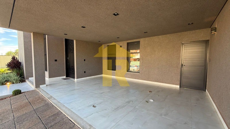 Casa de Condomínio com 4 quartos à venda, 310m² — foto 4 de 44