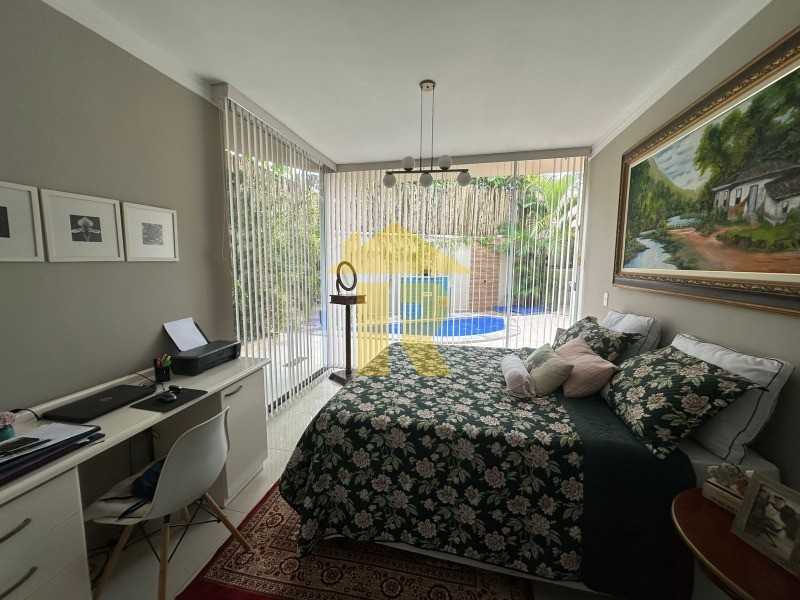 Casa de Condomínio com 3 quartos à venda, 220m² — foto 31 de 48