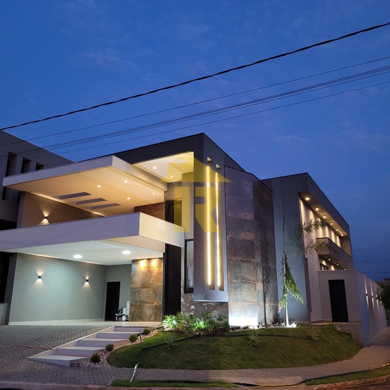 Casa de Condomínio com 3 quartos à venda, 215m² — foto 1 de 32
