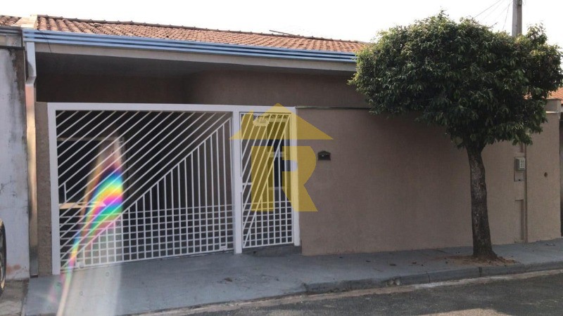 Casa com 3 quartos à venda, 140m² — foto 2 de 20