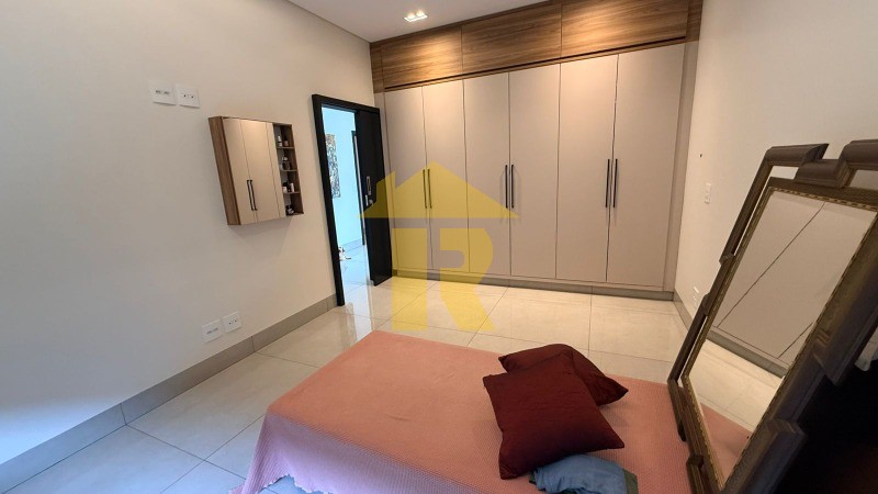Casa com 3 quartos à venda, 471m² — foto 61 de 68