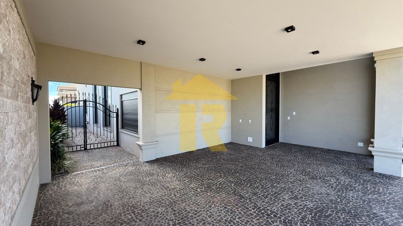 Casa de Condomínio com 4 quartos à venda, 305m² — foto 6 de 31