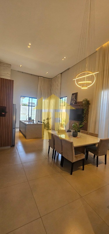 Casa de Condomínio com 3 quartos à venda, 215m² — foto 17 de 32