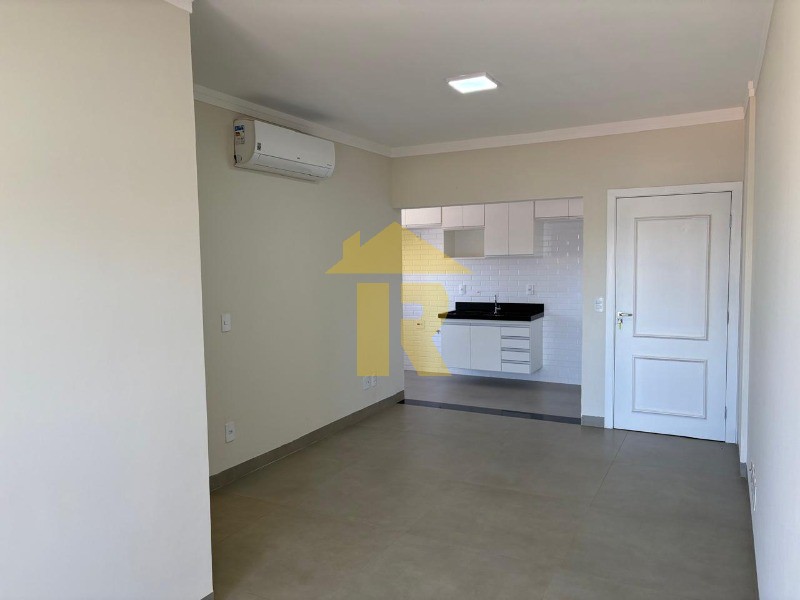 Apartamento com 3 quartos à venda, 80m² — foto 1 de 20