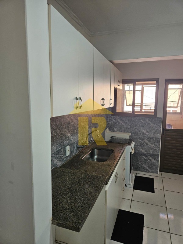 Apartamento com 3 quartos à venda, 130m² — foto 12 de 28