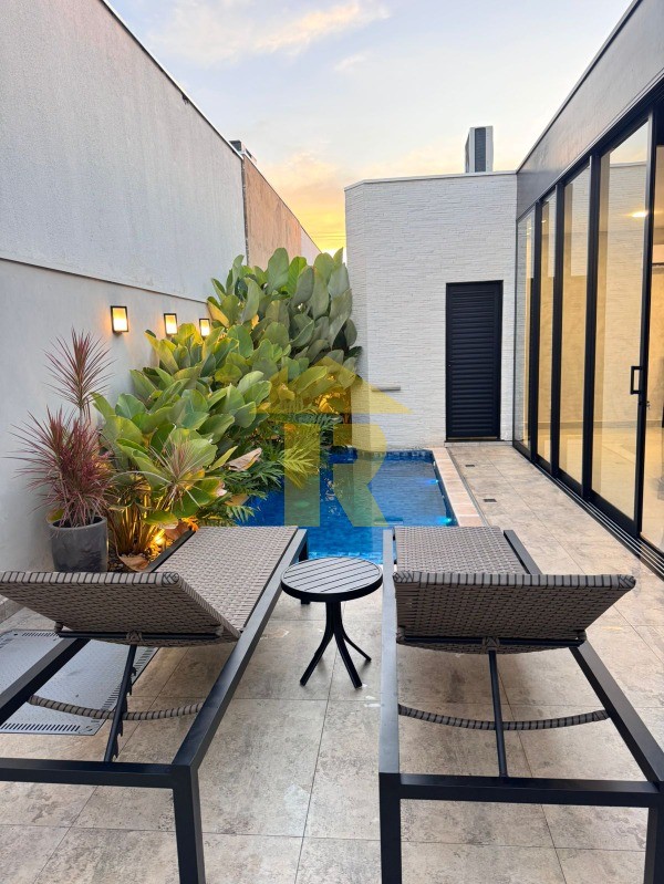 Casa de Condomínio com 3 quartos à venda, 145m² — foto 6 de 27