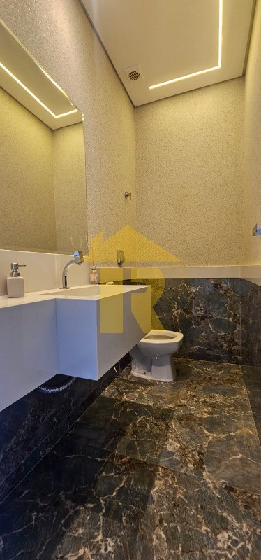 Casa de Condomínio com 3 quartos à venda, 215m² — foto 11 de 32