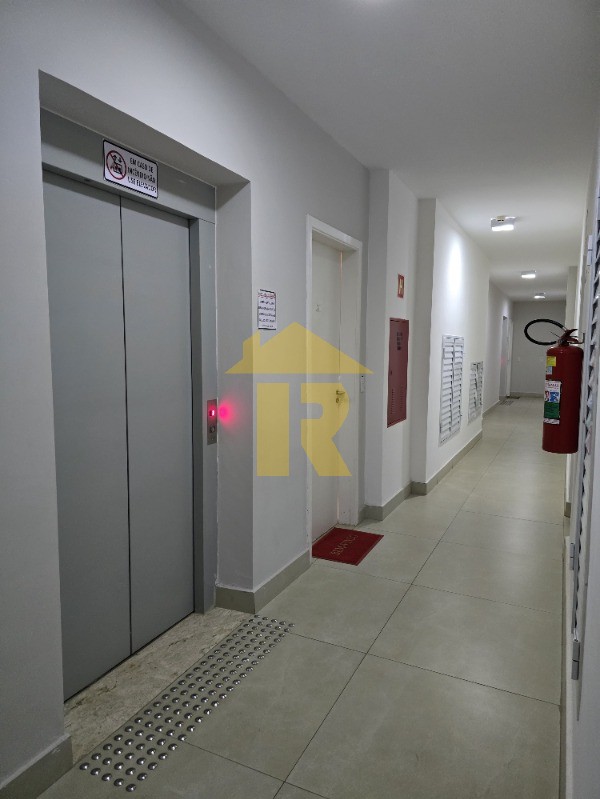 Apartamento com 2 quartos à venda, 61m² — foto 2 de 21