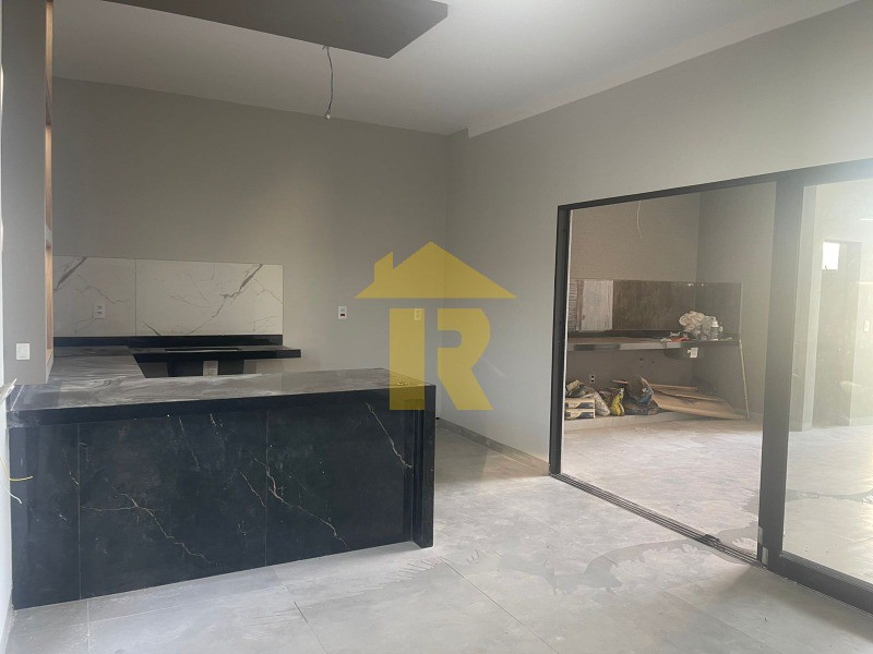 Casa com 3 quartos à venda, 125m² — foto 11 de 25