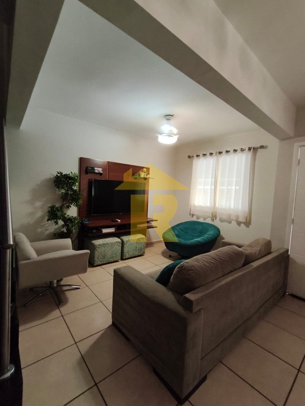 Casa de Condomínio com 3 quartos à venda, 140m² — foto 3 de 28